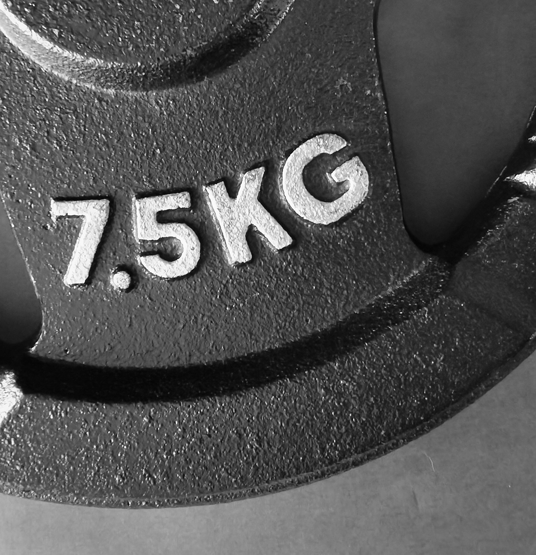 Tri-Holes Cast Iron Plate CIP1016