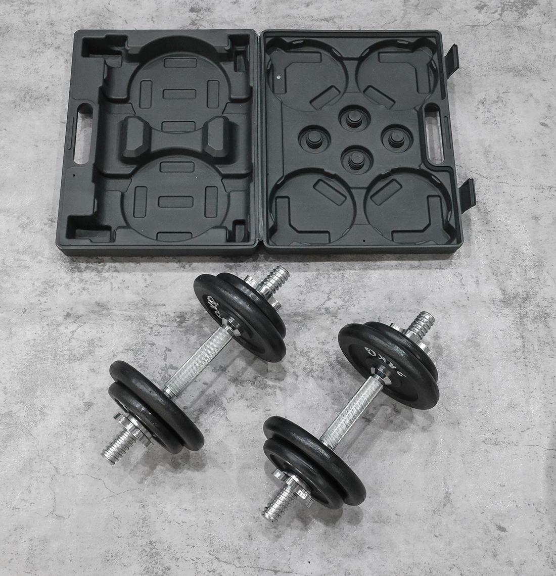 Dumbbell Set In Case DBC106