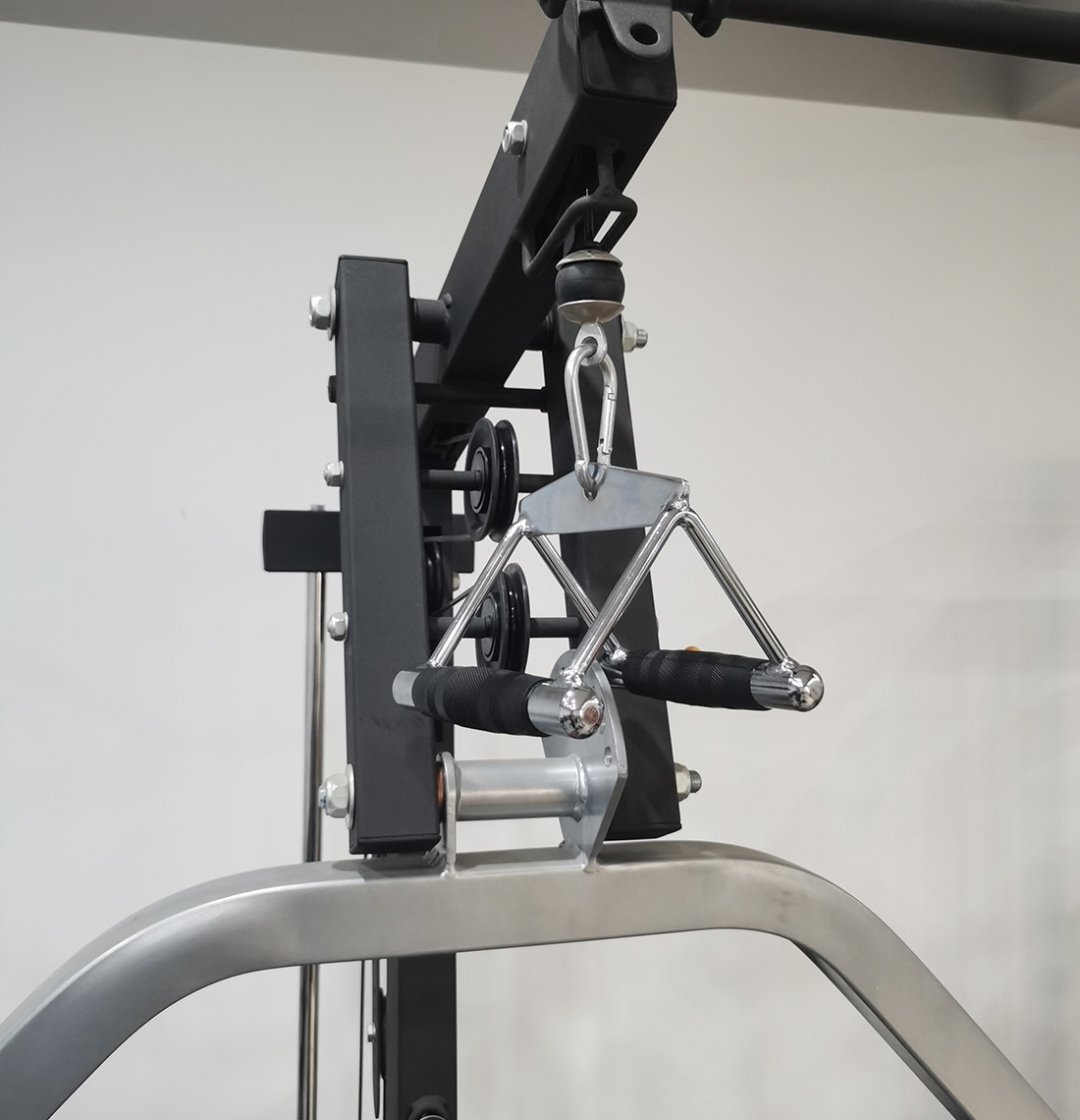V Handle RA103