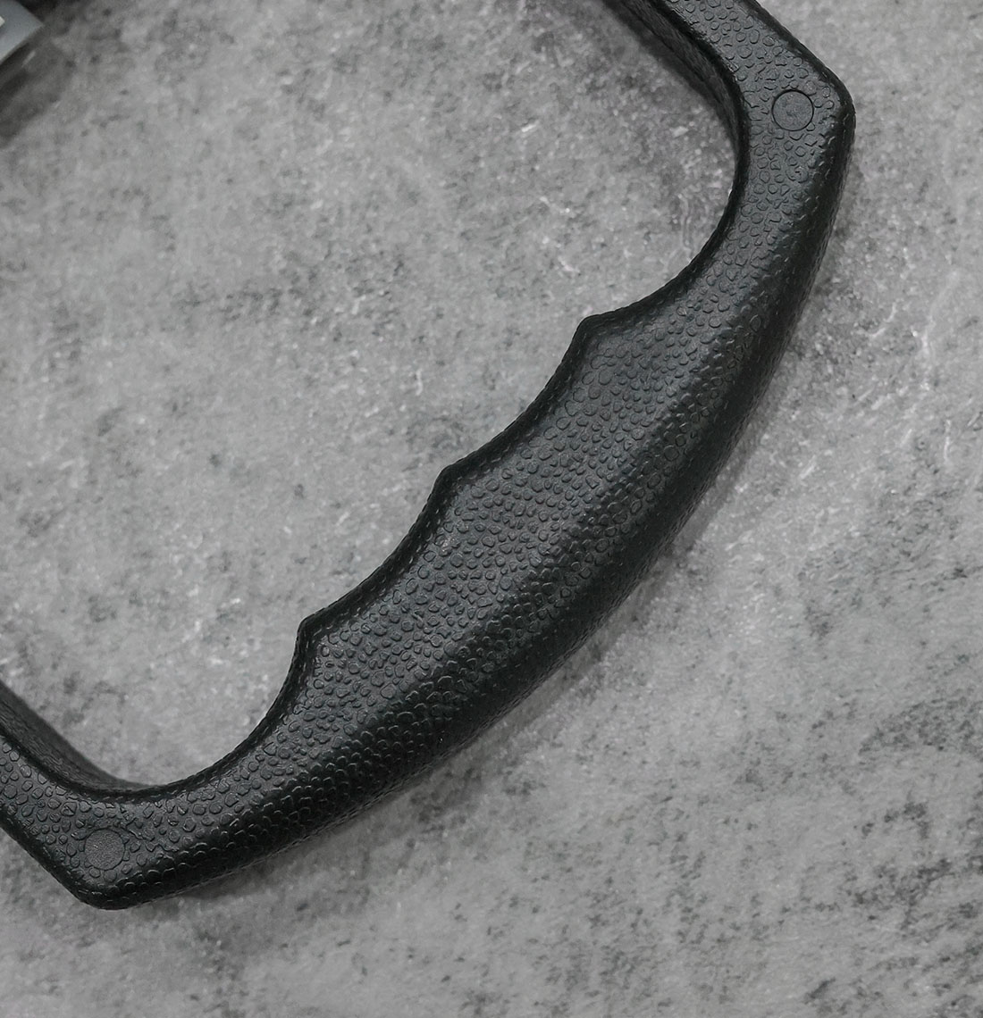 Chest & Wrist Training CE001