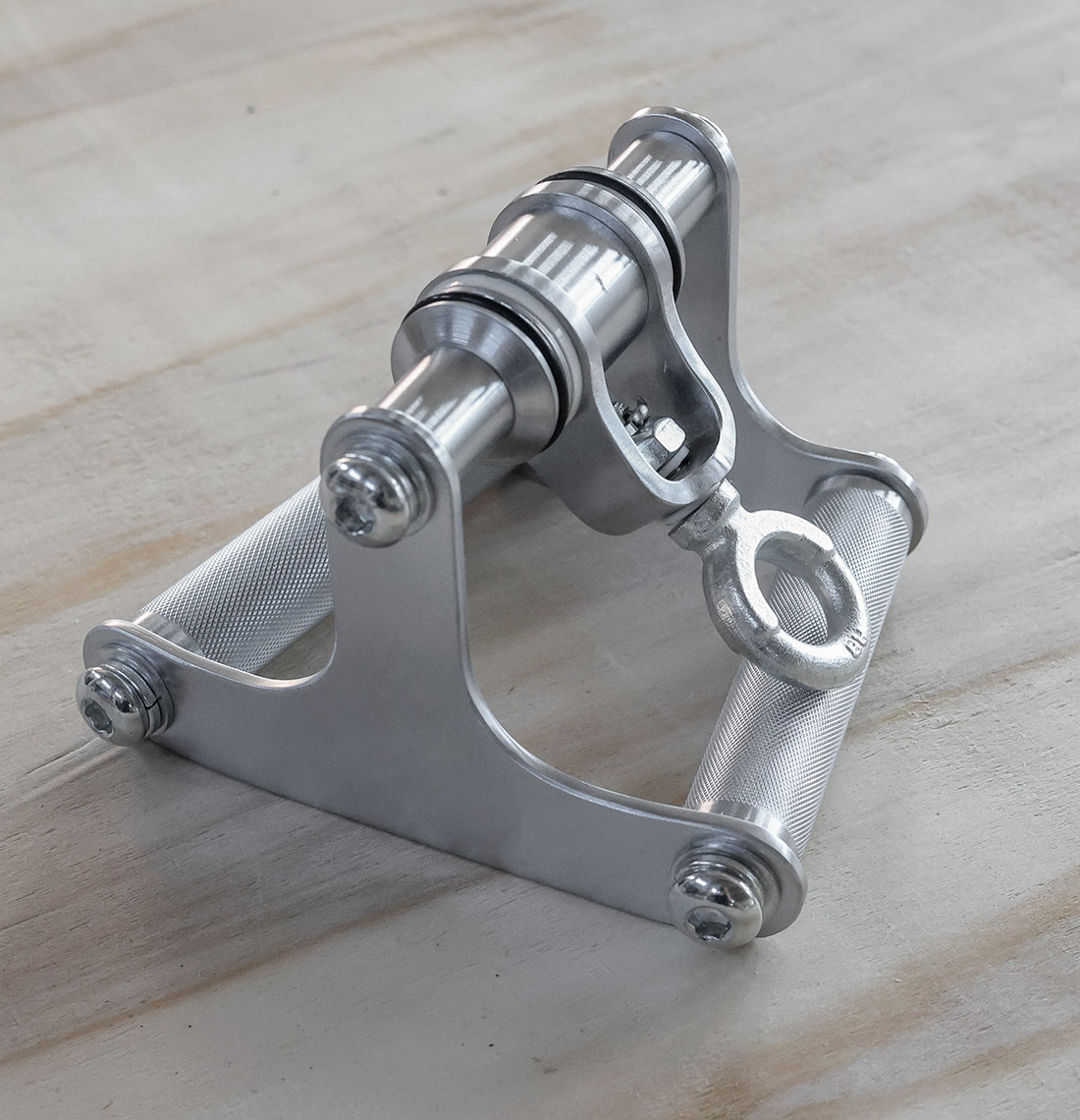 Solid Seated Row / Chinning Handle A119