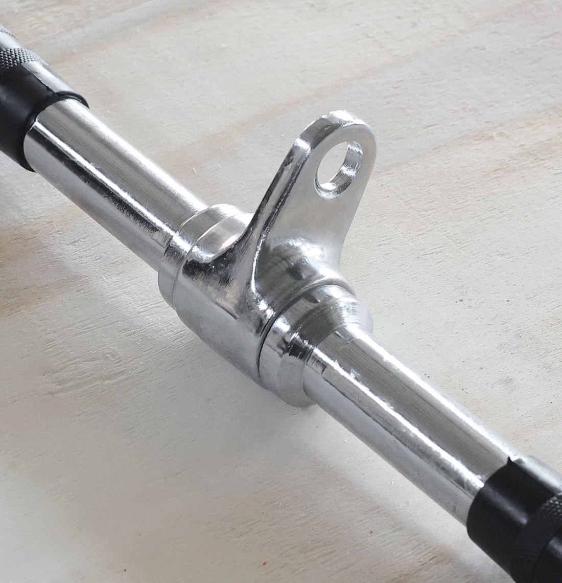 Lat Bar 38" RA109